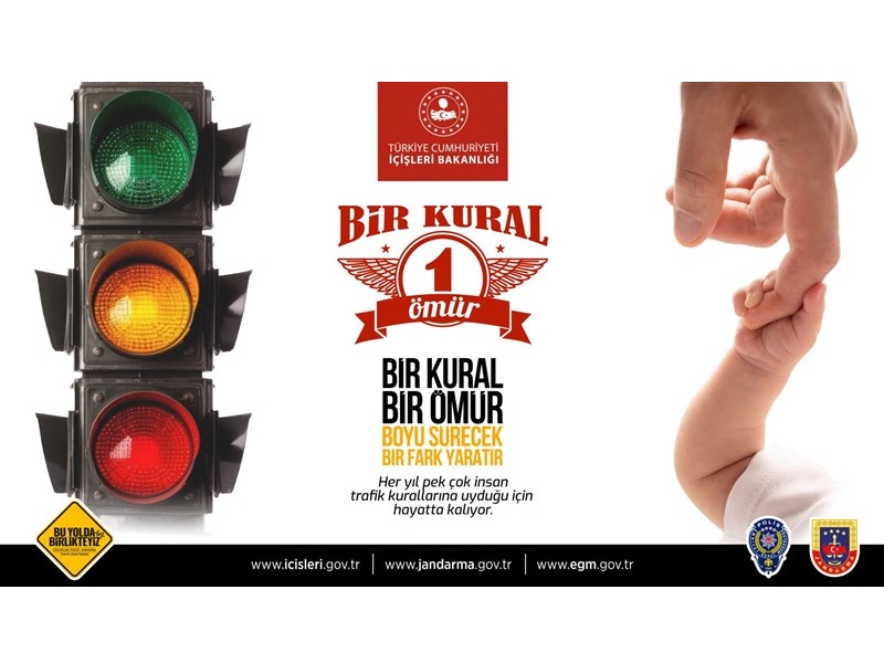 Vize Trafik Denetleme Büro Amirliği'nden "Bir kural bir ömür" kampanyası.